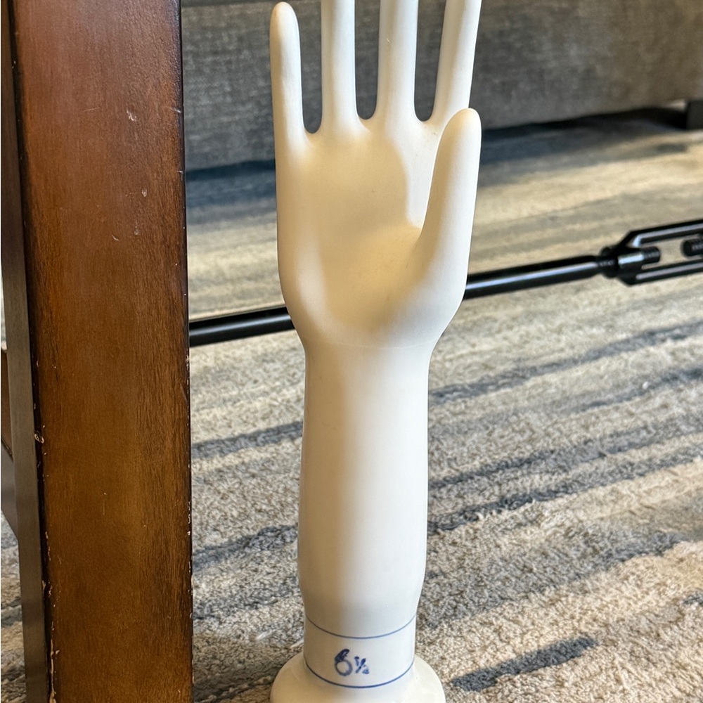 Vintage Elegant Porcelain Ring Display by General Porcelain, copyrighted 1981